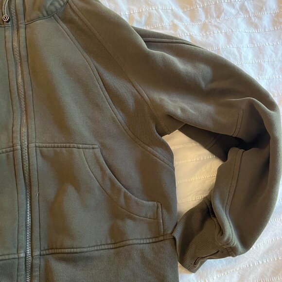 Lululemon Scuba Cropped Oversized Full-zip Hoodie - Picture 6 of 9